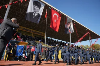 Yenişehir Stadyumunda Cumhuriyet coşkusu
