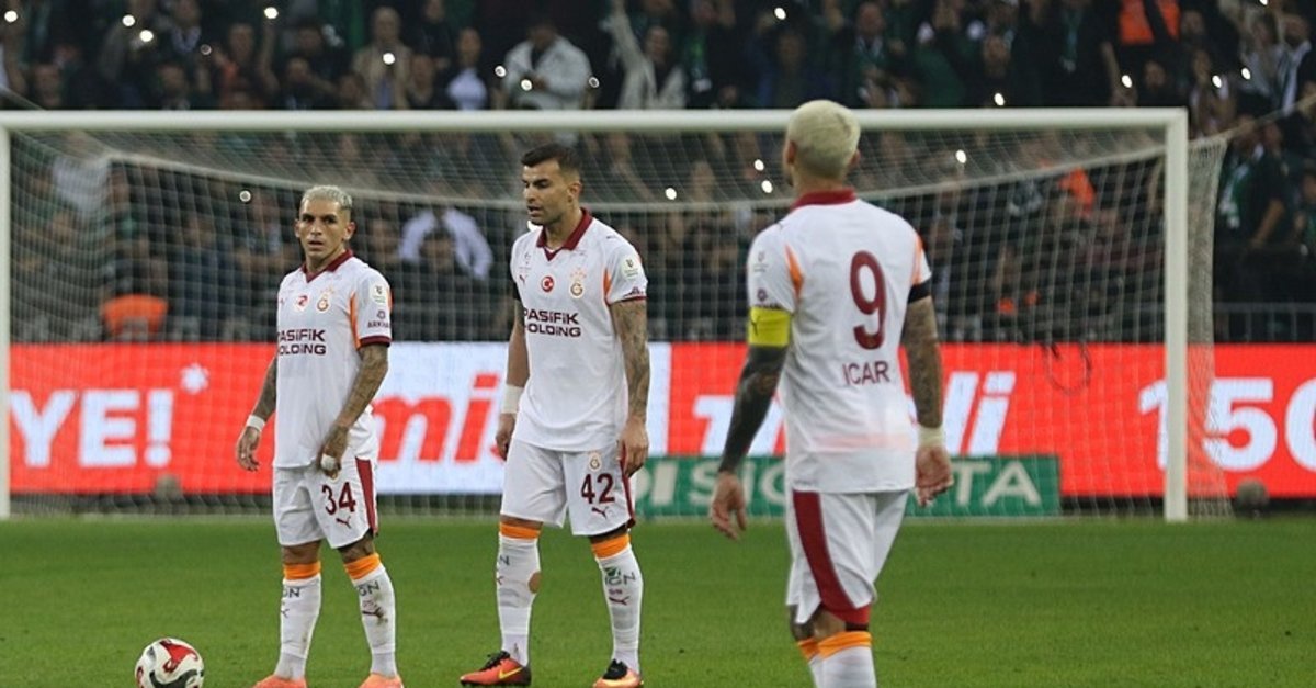 süper lig’de gol krallığı yarışı kızıştı: onuachu zirvede, icardi geride kaldı 4 Süper Lig’de Gol Krallığı Yarışı Kızıştı: Onuachu Zirvede, Icardi Geride Kaldı