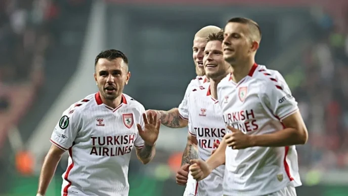 SAMSUNSPOR AVRUPA’DA 3’TE 3 YAPTI, LİDERLİĞE YERLEŞTİ