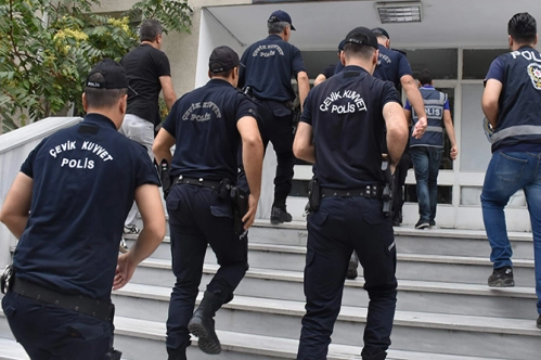 Mersin’de 7,6 Milyar Liralık Yasa Dışı Bahis Operasyonu: 17 Kişi Tutuklandı