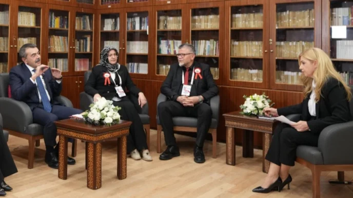 4+4+4 zorunlu eğitime ayar gelecek mi? Bakan Tekin yanıtladı