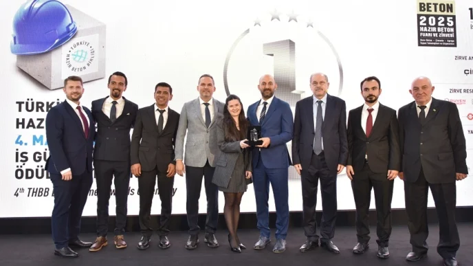 4. Mavi Baret İş Güvenliği Ödülleri sahiplerini buldu