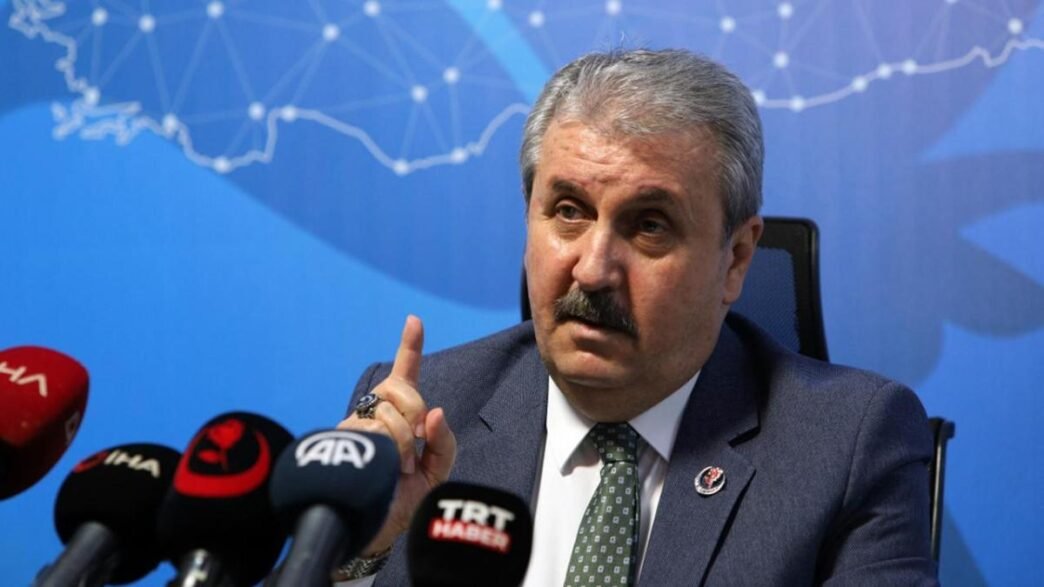 BBP Genel Başkanı Mustafa Destici: “Türkiye’nin İstikametini Başkaları Belirleyemez”