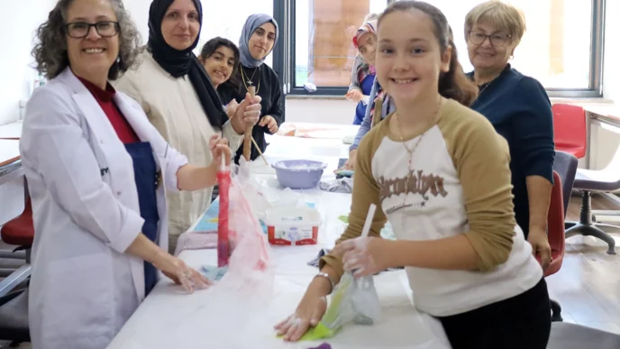 Anne ve çocuklar SAMEK’te birlikte üretti