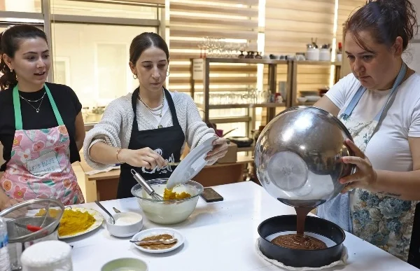 Antalya’da binlerce kursiyere ücretsiz eğitim imkanı