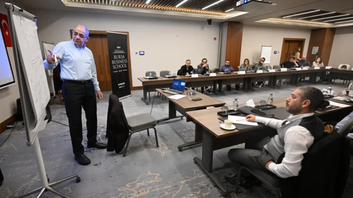 Bursa Business School'da 'B2B Pazarlama ve Satış' eğitimi