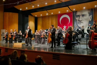 Bursa'da Atatürk'e Senfonik Anma