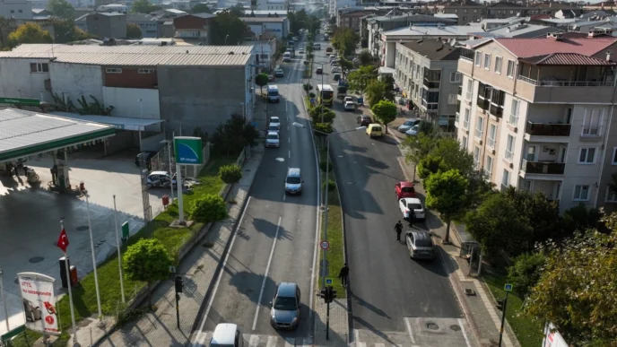 Bursa Gürsu'nun yollarına Büyükşehir eli