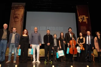 Bursa Nilüfer’de şiir eleştirisinin prestij ödülleri sahiplerini buldu