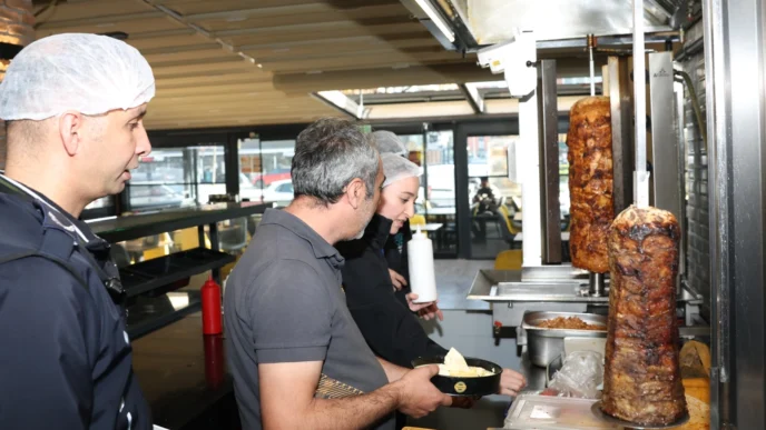 Bursa Nilüfer’de zincir restoranlara sıkı denetim