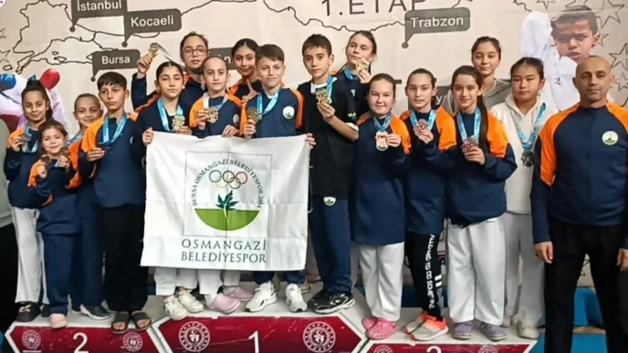 Bursa Osmangazili karatecilerden önemli başarı