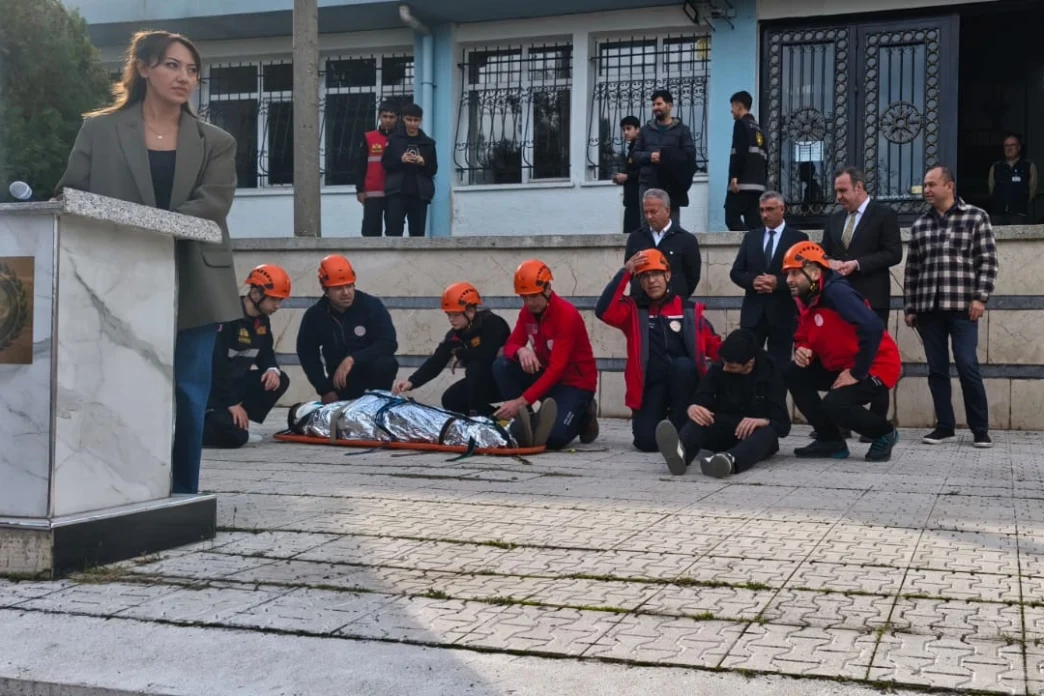 Bursa Tophane MTAL'de başarılı tatbikat