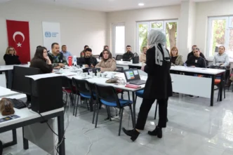 Bursa Yıldırım'da 'şiddete karşı' hizmet içi farkındalık