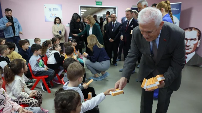 Bursa Yuvam'da 'sağlıklı gülüş' zamanı