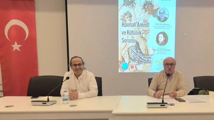 BUSİAD Felsefe Söyleşilerinde 'Hannah Arendt ve Kötülük Sorunu' tartışıldı