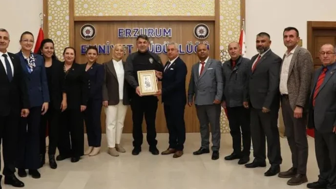 Edirneli muhtarlardan Erzurum'da vefa ziyareti