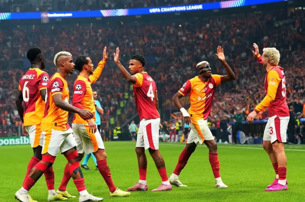 Galatasaray, Şampiyonlar Ligi’nde Ajax Deplasmanında: 13 Yıl Sonra Tarih Yazmak İstiyor