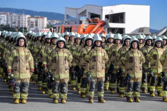 İzmir'de 139 yeni ateş savaşçıları göreve başladı