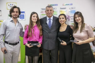 İzmir Güzelbahçe'den öğretmenlere isme özel kalem