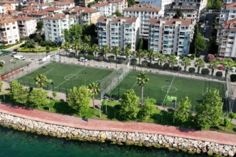 Kocaeli Büyükşehir’den kırsala 12 futbol sahası