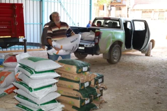 Kocaeli Büyükşehir’den yangın mağduru üreticilere destek