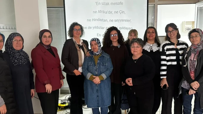 Kocaeli İzmit'te Engelsiz Ebeveyn Akademisi tüm hızıyla devam ediyor