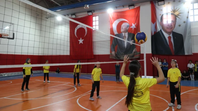 Konya ilçelerinde 'Kış Spor' heyecanı