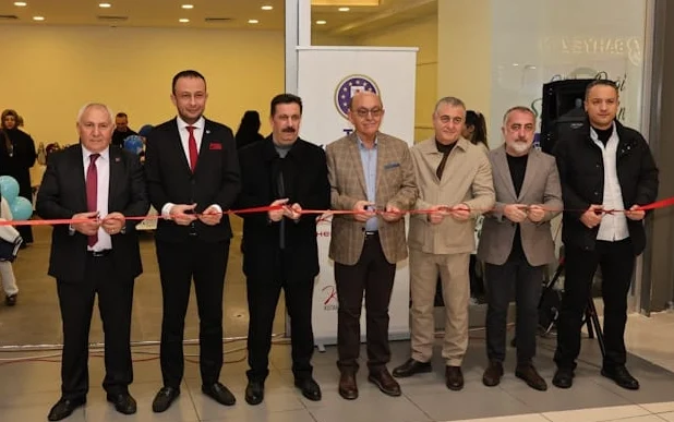 Kütahya’da yöresel lezzetler ve el sanatları görücüye çıktı