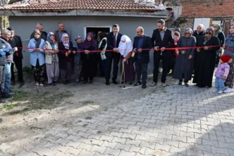 Kütahya Kumarı Mahalle Fırını hizmete açıldı