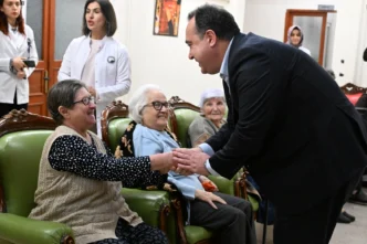 Manisa’da huzurevi ziyareti! Yaşlılara yeni proje sözü
