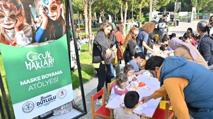 Manisalı çocuklar haklarını eğlenerek öğrendi