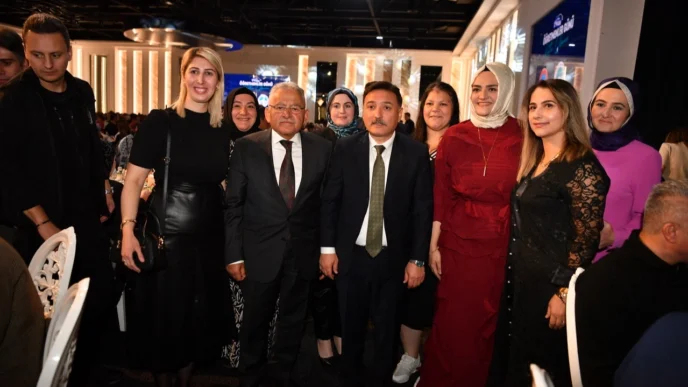 Memduh Büyükkılıç'tan 'öğretmenlere' övgü