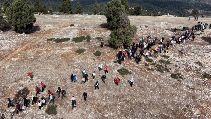 Mersin’de tarihi kilikya yolu yürüyüşüne yoğun ilgi
