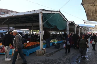 Muğla Büyükşehir Yatağan pazar yerini yeniliyor