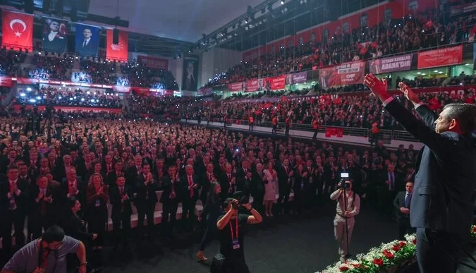 Özgür Özel: Bu kurultay, partimizin muhalefetteki son kurultayı