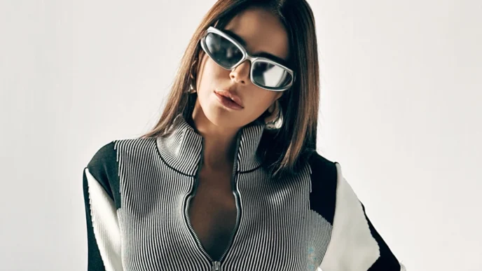 Simge’den Türk popuna altın çağ... Yılın albümü çıktı, müzik dünyası ayağa kalktı!