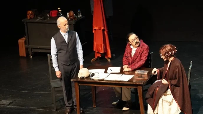 Tiyatroseverler Denizli'de buluştu