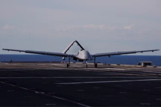 Bayraktar TB3'ten tarihi başarı! TCG Anadolu'da KUSV kontrol testi başarıyla tamamlandı