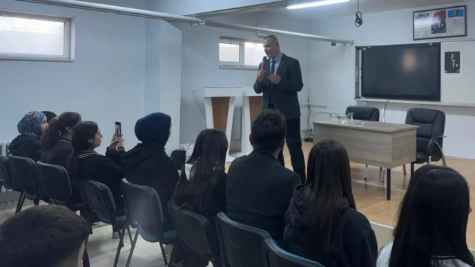 Cizre’de 'Başarıda Arkadaş Seçimi' konferansı