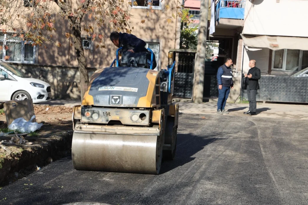 Gebze'de 90 sokakta yol çalışması