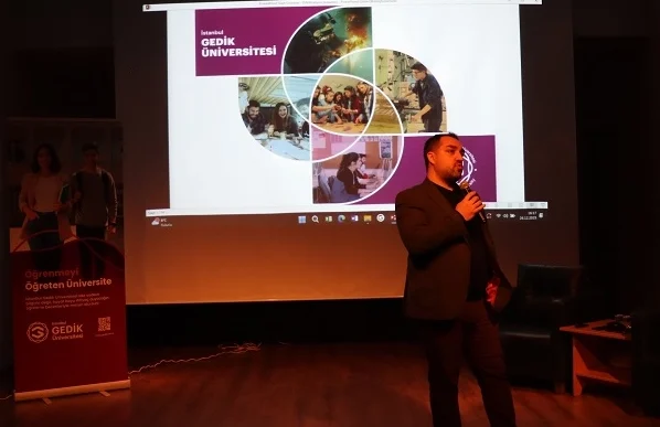 İstanbul Maltepe'den öğrencilere gelecek rehberliği
