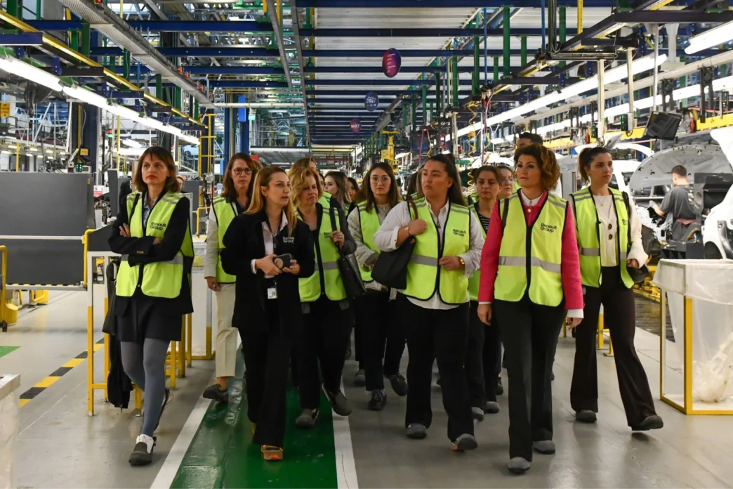 Kadının Güçlenmesi Bursa Platformu'ndan Oyak Renault'a ziyaret