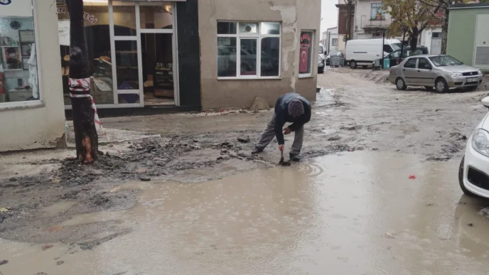 Keşan'da Uğur Mumcu Caddesi esnafı dert küpü