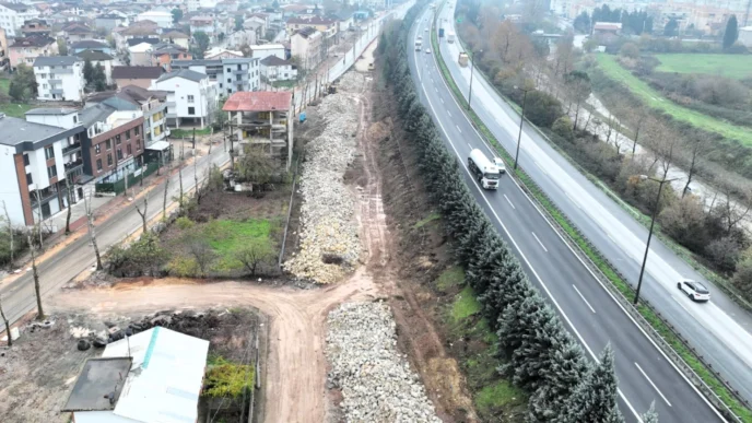 Kocaeli Büyükşehir ulaşıma nefes aldırıyor