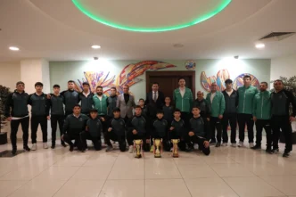 Konya Karatay Belediyespor'dan Başkan Kılca'ya çifte gurur ziyareti