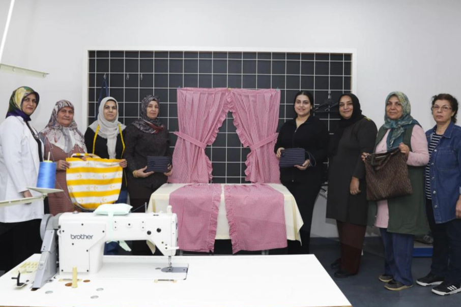 Mersin'de özel birey annelerine dikiş kursu