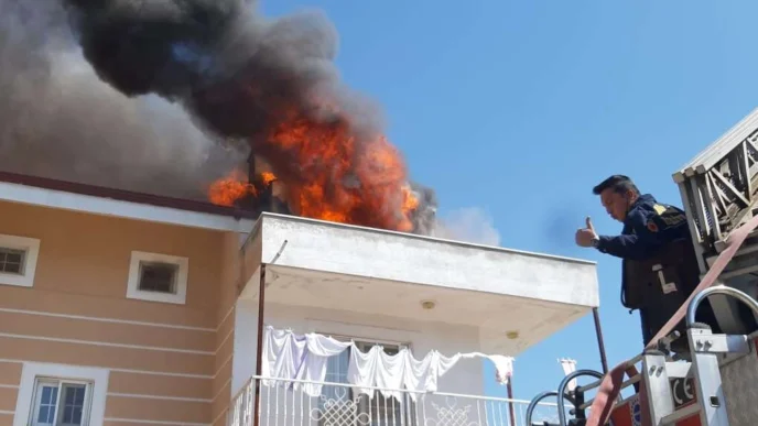 Muğla İtfaiyesi baca yangınlarına karşı uyardı... Hasarlı bacalar büyük risk taşıyor