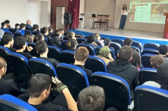 Sakarya'dan bin 400 lise öğrencisine 'sıfır atık' eğitimi