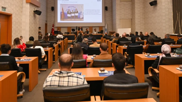 Üniversite öğrencileri Selçuklu meclisinde