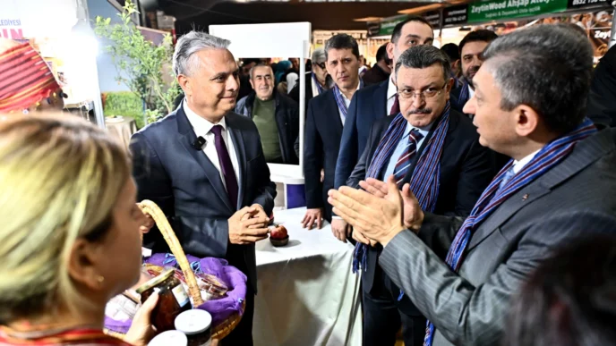 Başkan Uysal, ‘Trabzon Tanıtım Günleri’nde